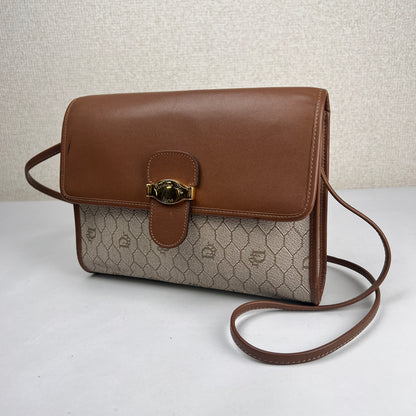Dior Beige Shoulder Bags A-19139