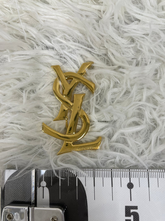 Saint Laurent Gold Brooches A-19148