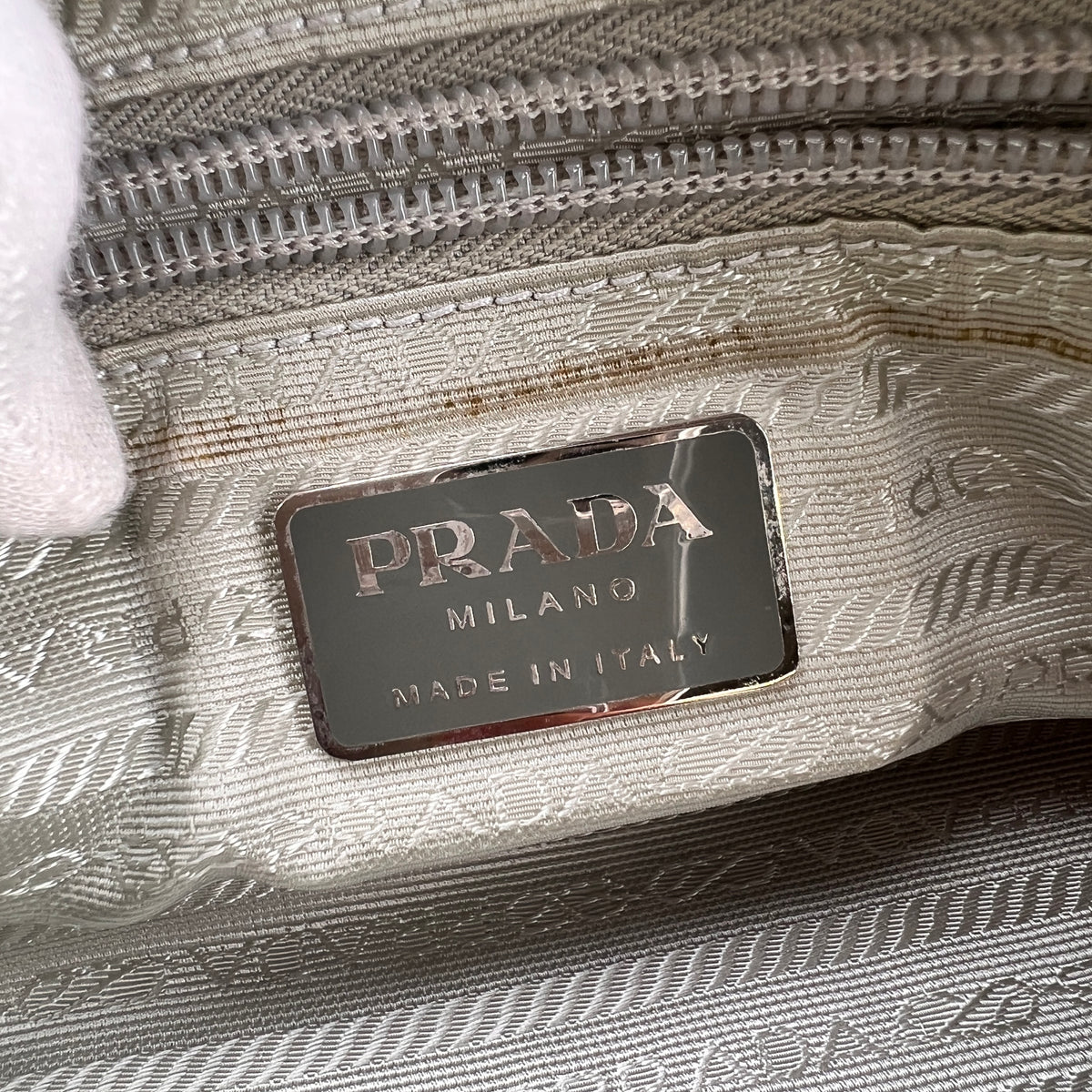 Prada Pink Shoulder Bags A-19154