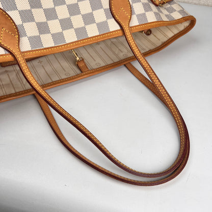 Louis Vuitton Multicolor Handle Bags A-19157