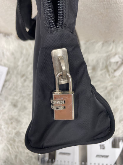 Prada Black Handle Bags A-19158