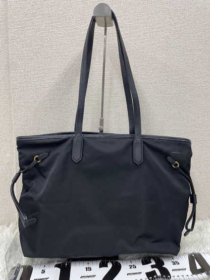 Prada Black Handle Bags A-19164