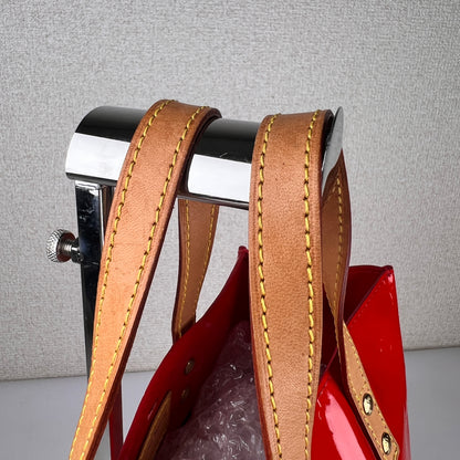Louis Vuitton Red Handle Bags A-19166