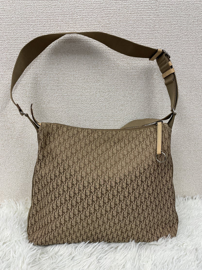 Dior Beige Shoulder Bags A-19167