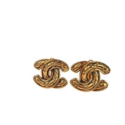 Chanel Gold Earrings A-19171