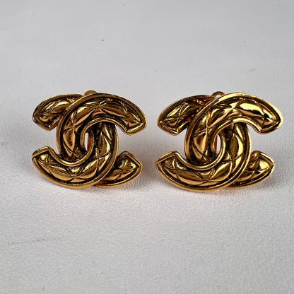 Chanel Gold Earrings A-19171