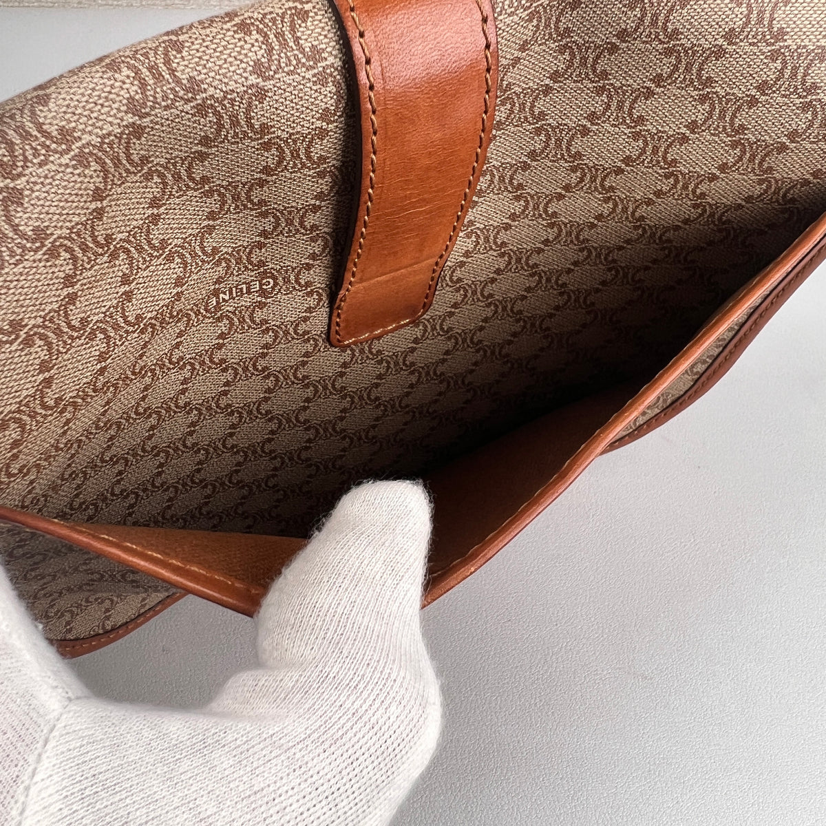 Celine Beige Shoulder Bags A-19177