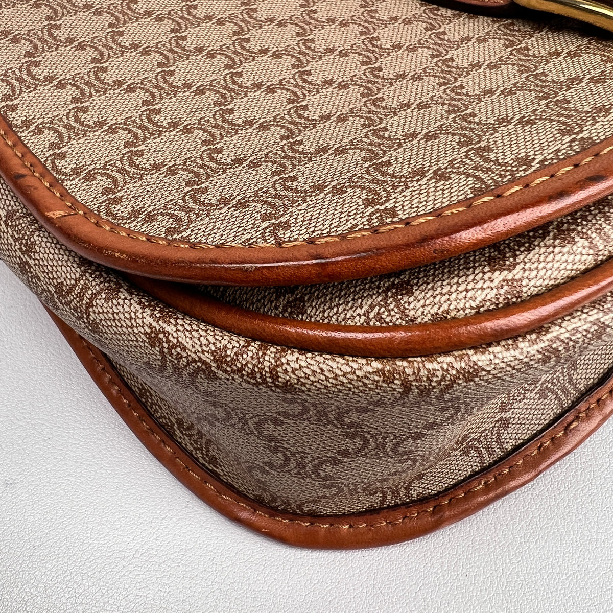 Celine Beige Shoulder Bags A-19177
