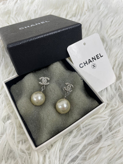 Chanel Silver Earrings A-19179