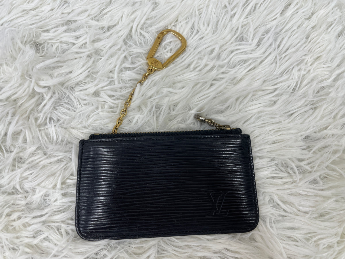 Louis Vuitton Black Wallets A-19181