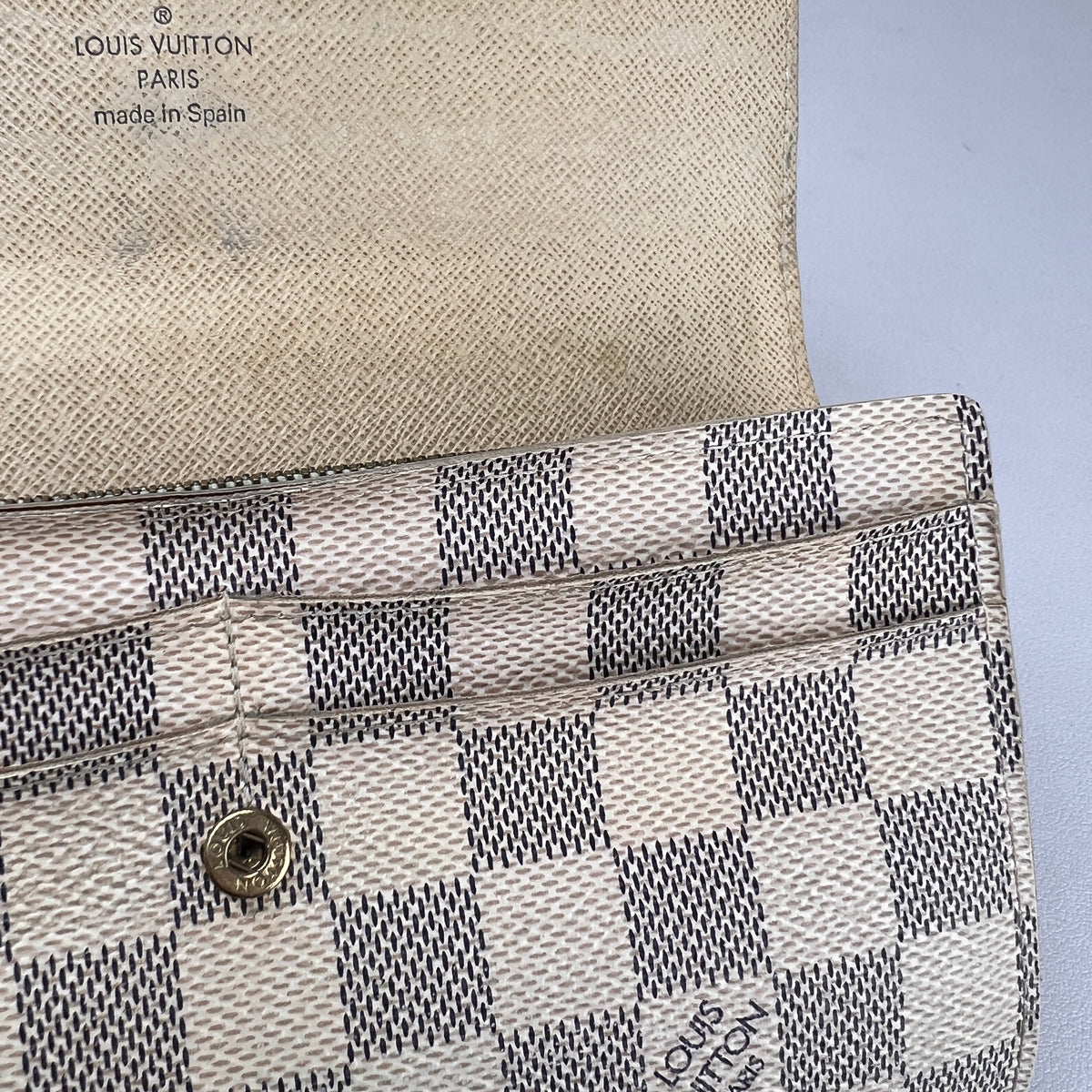 Louis Vuitton Multicolor Wallets A-19186