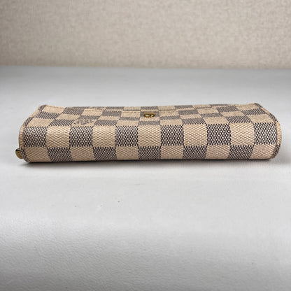 Louis Vuitton Multicolor Wallets A-19186