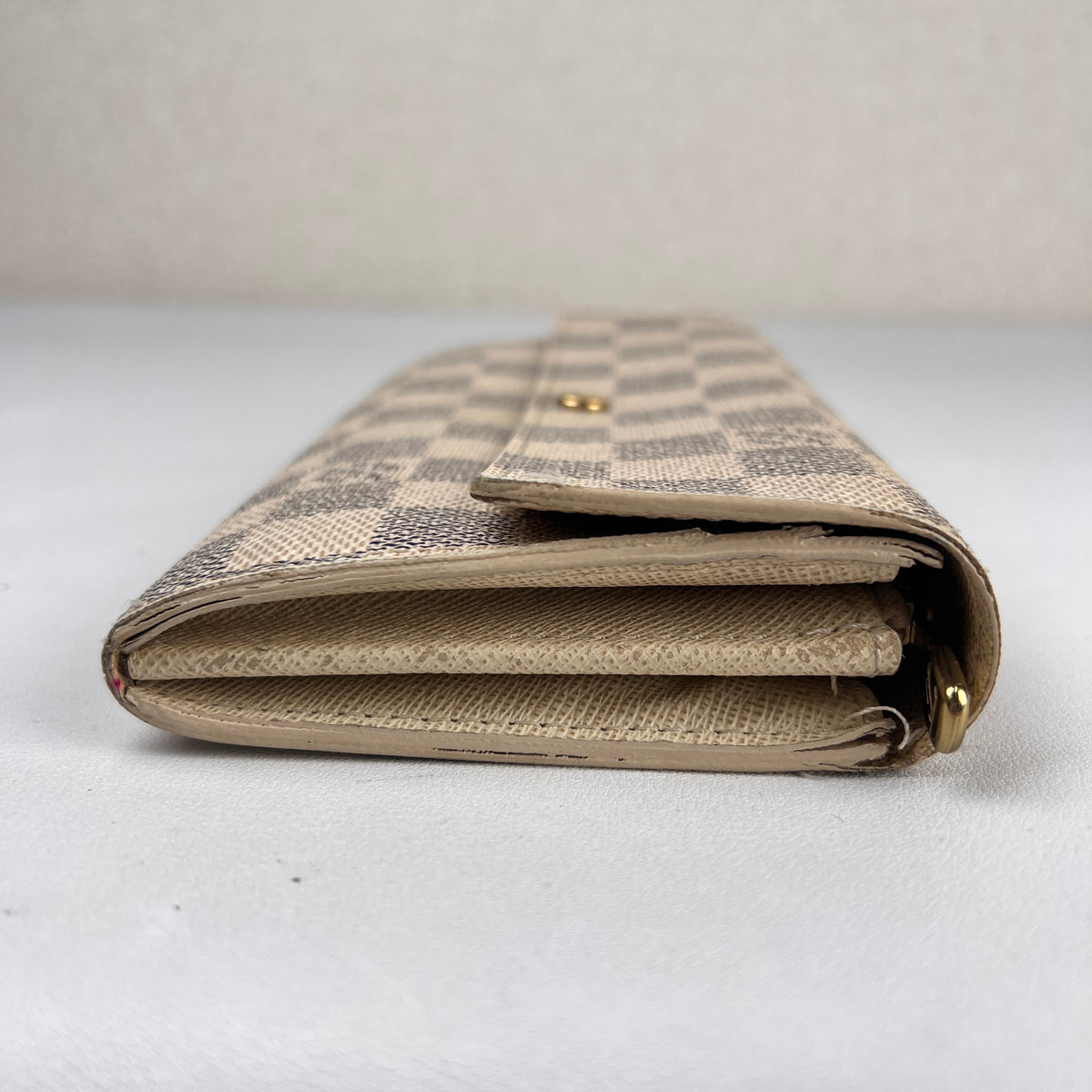 Louis Vuitton Multicolor Wallets A-19186