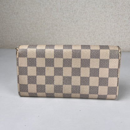 Louis Vuitton Multicolor Wallets A-19186
