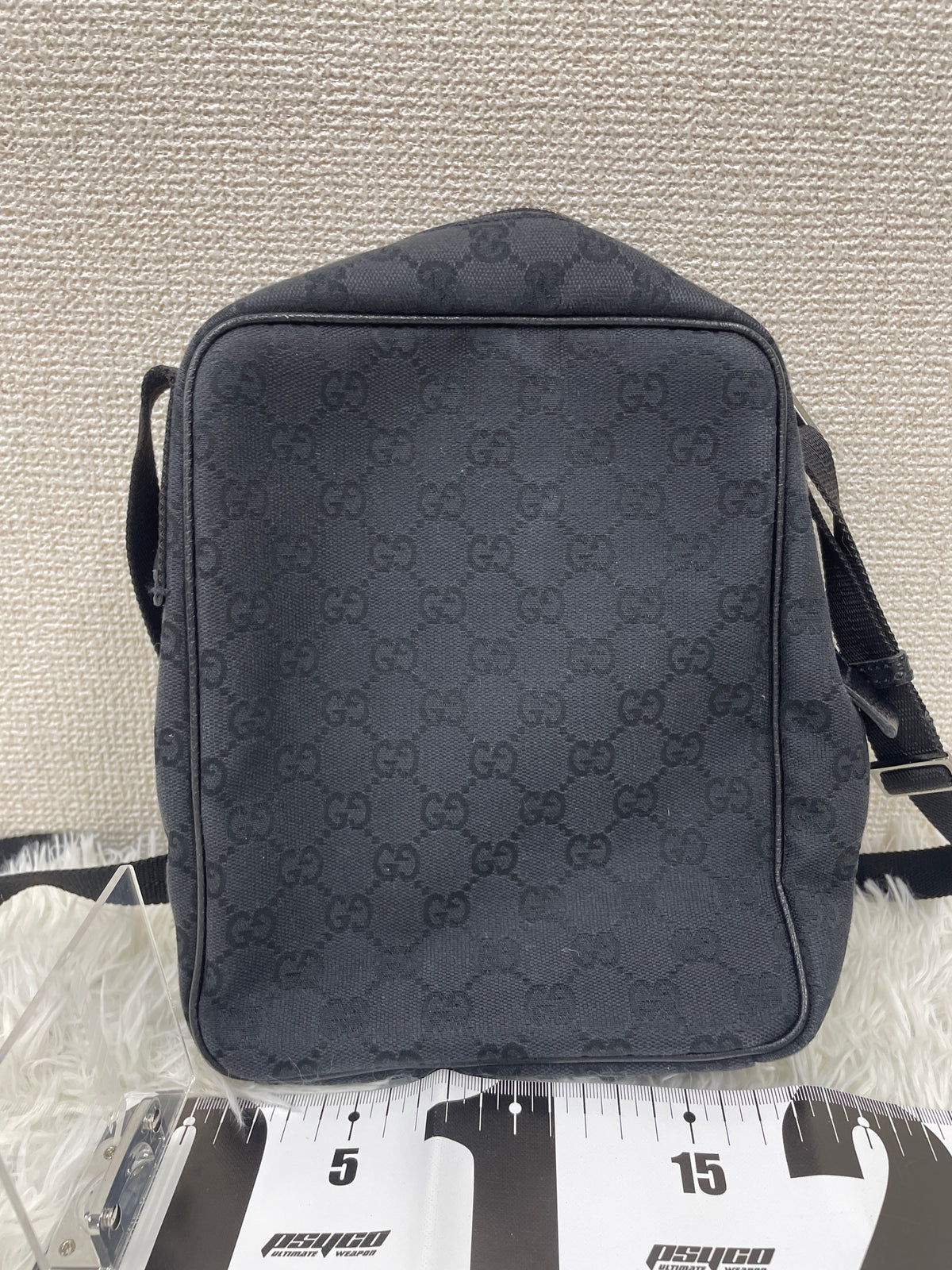 Gucci Black Shoulder Bags A-19190