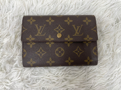 Louis Vuitton Brown Wallets A-19192