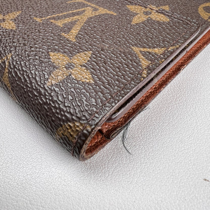 Louis Vuitton Brown Wallets A-19192