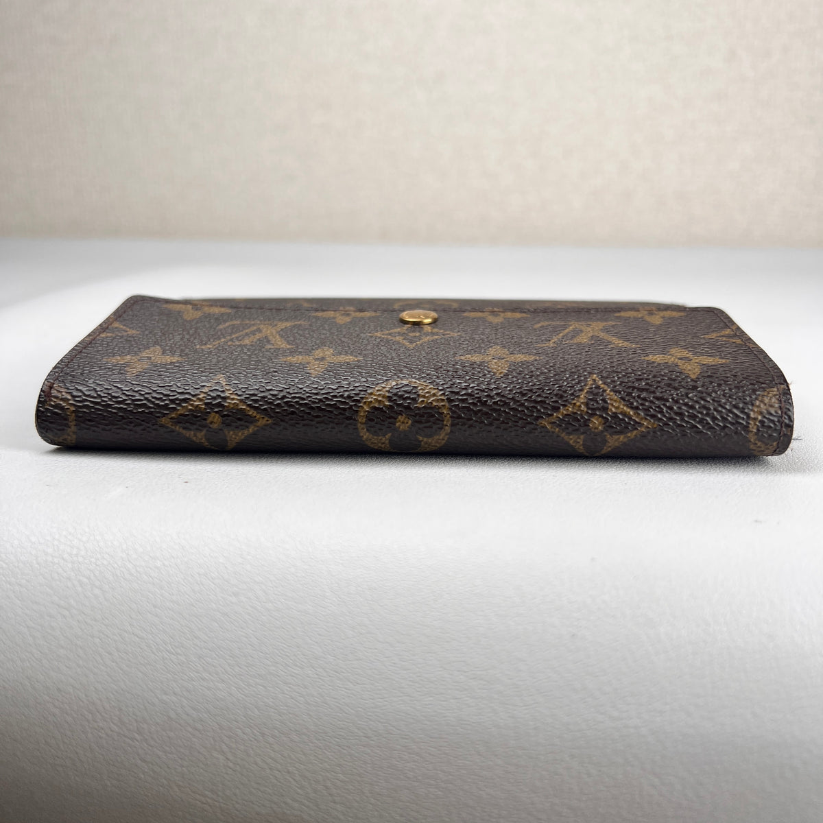 Louis Vuitton Brown Wallets A-19192