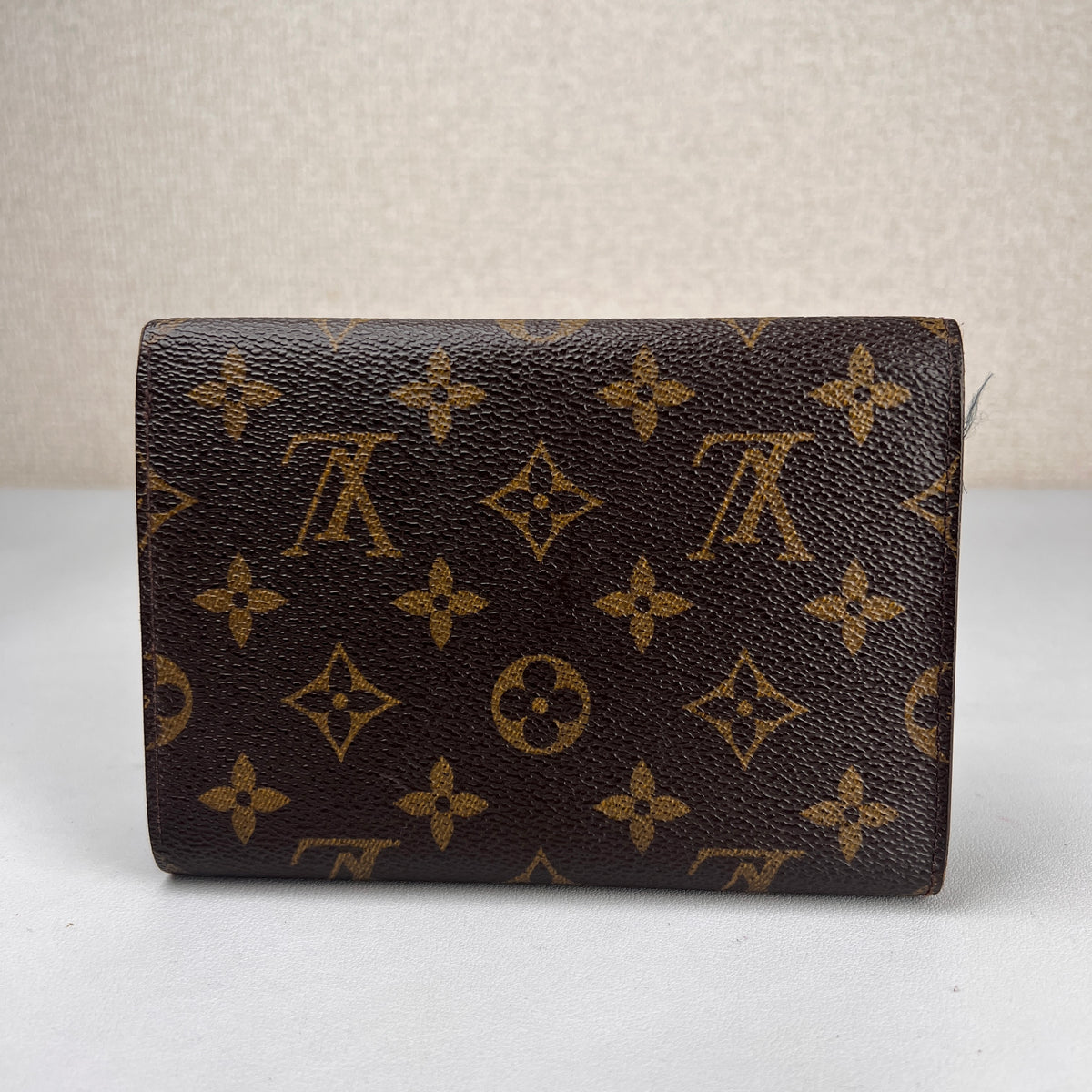 Louis Vuitton Brown Wallets A-19192