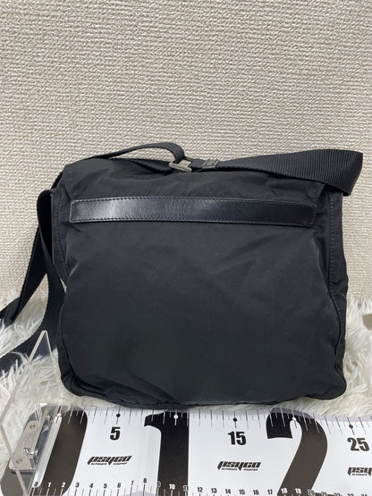 Prada Black Shoulder Bags A-19200
