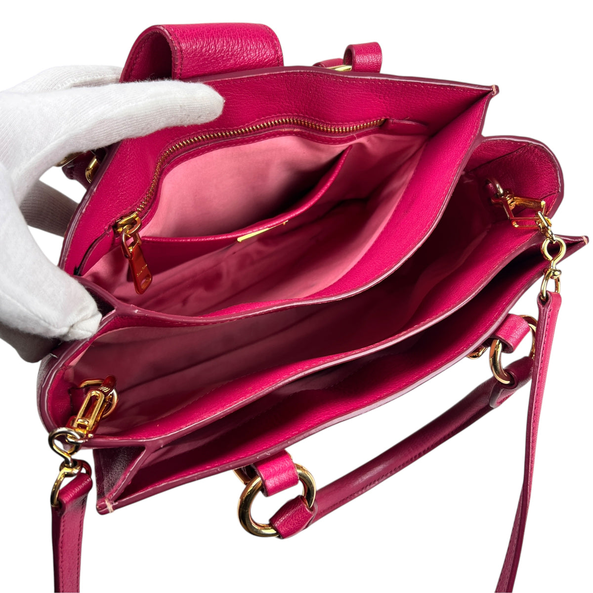 Miu Miu Pink Handle Bags A-19203