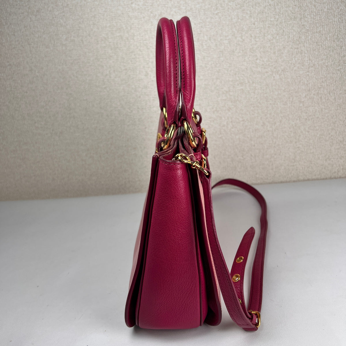 Miu Miu Pink Handle Bags A-19203