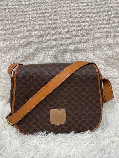 Celine Brown Shoulder Bags A-19205