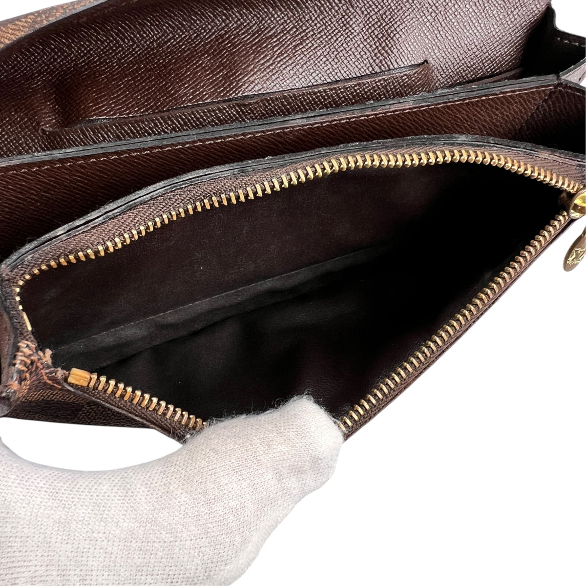 Louis Vuitton Brown Wallets A-19246