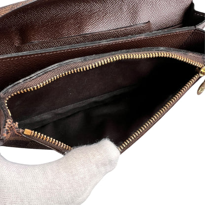 Louis Vuitton Brown Wallets A-19246