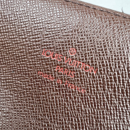 Louis Vuitton Brown Wallets A-19246