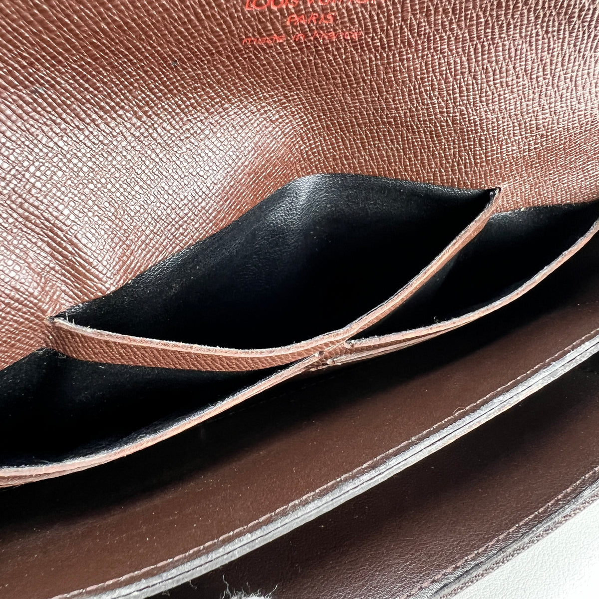 Louis Vuitton Brown Wallets A-19246