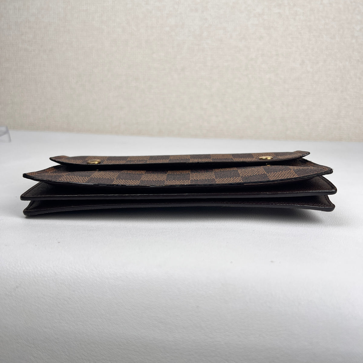 Louis Vuitton Brown Wallets A-19246