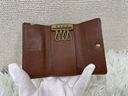 Louis Vuitton Brown Small goods A-19247