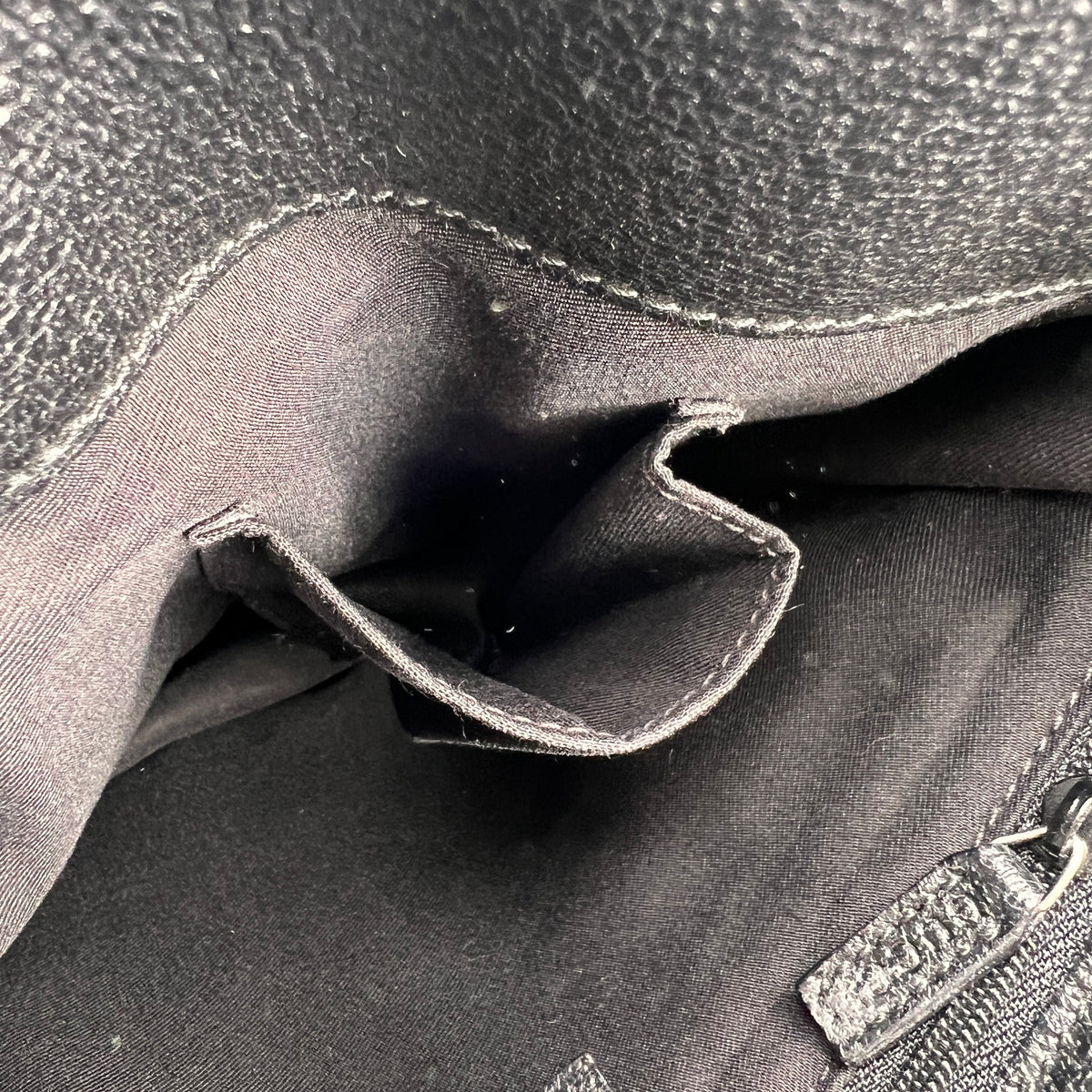 Gucci Gray Shoulder Bags A-19250