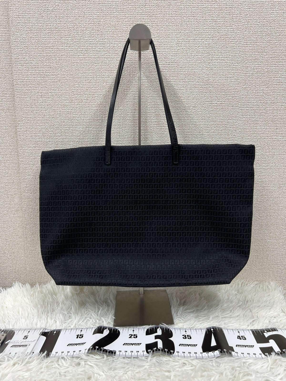 Fendi Black Tote Bags A-19254