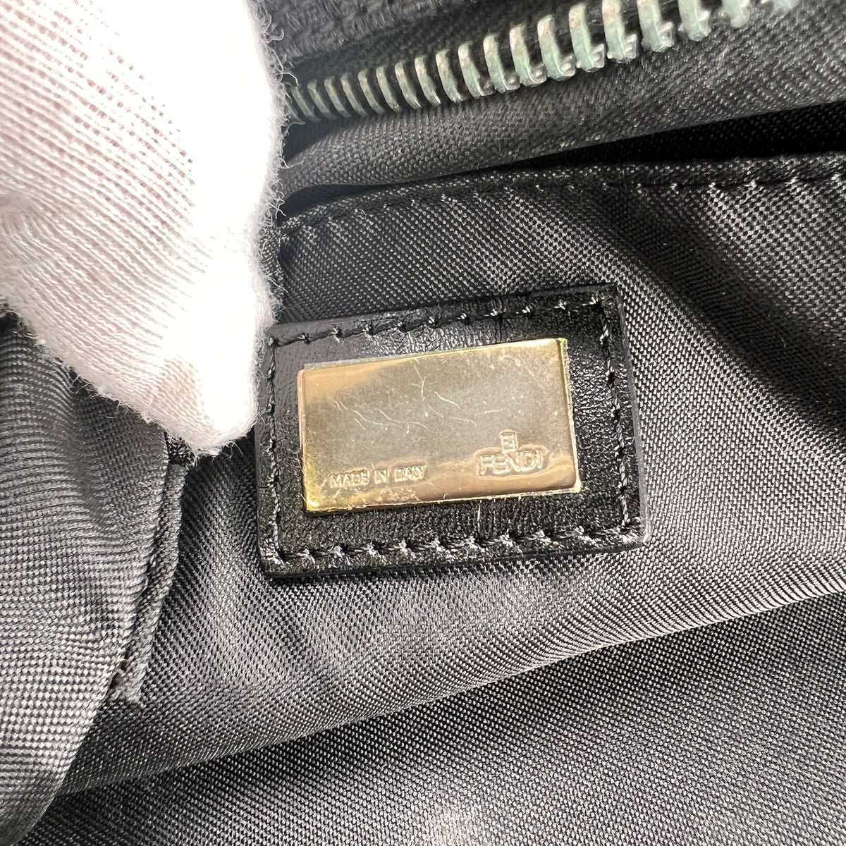 Fendi Black Tote Bags A-19254