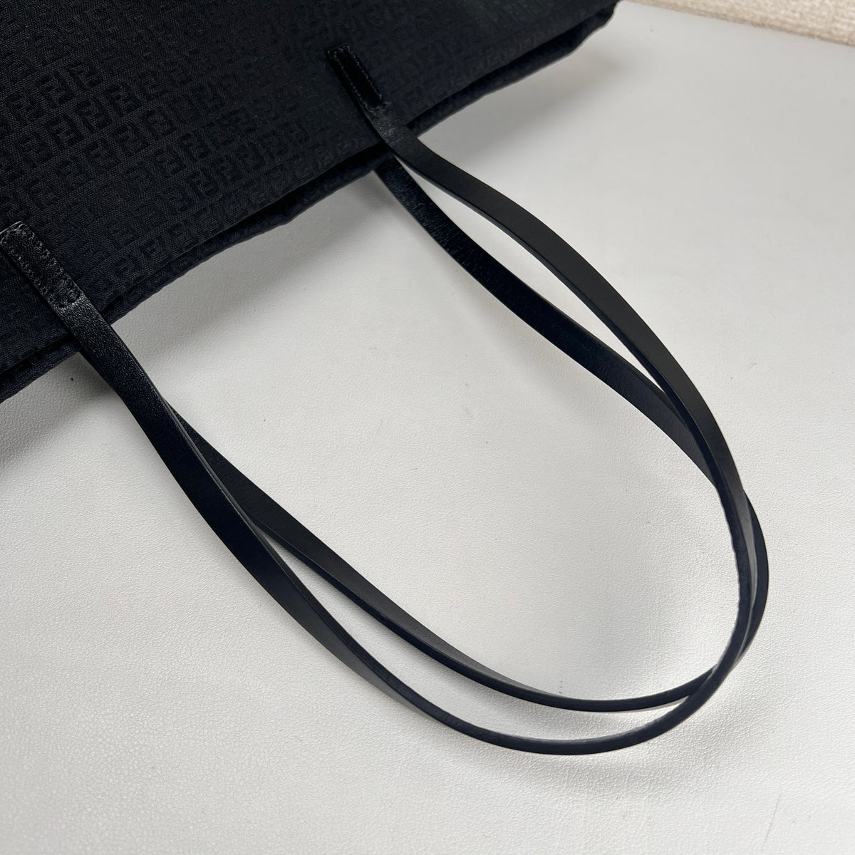 Fendi Black Tote Bags A-19254