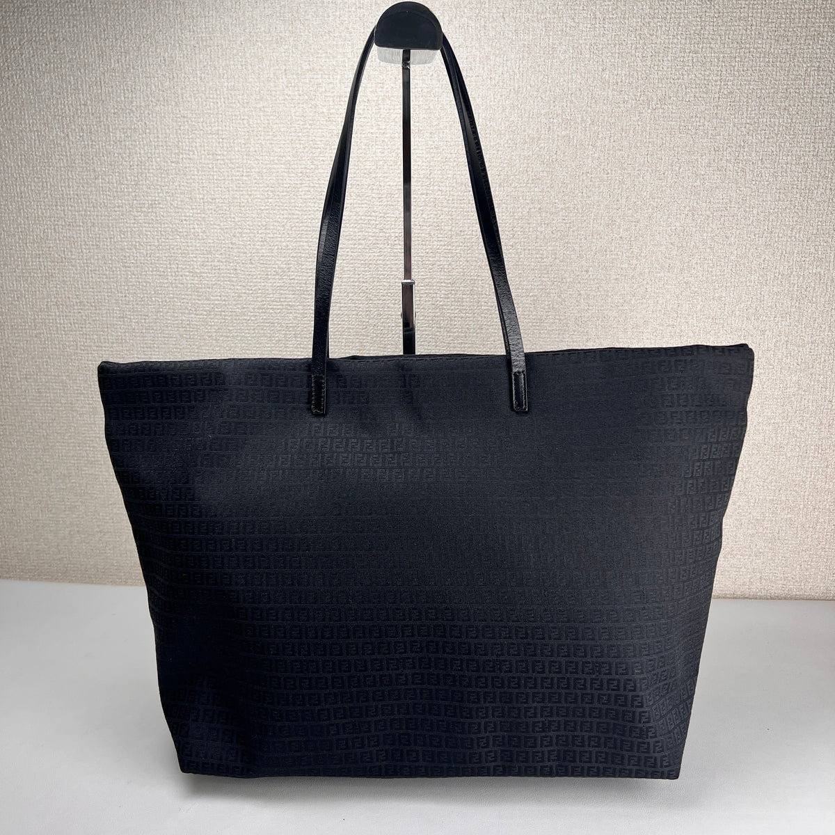 Fendi Black Tote Bags A-19254