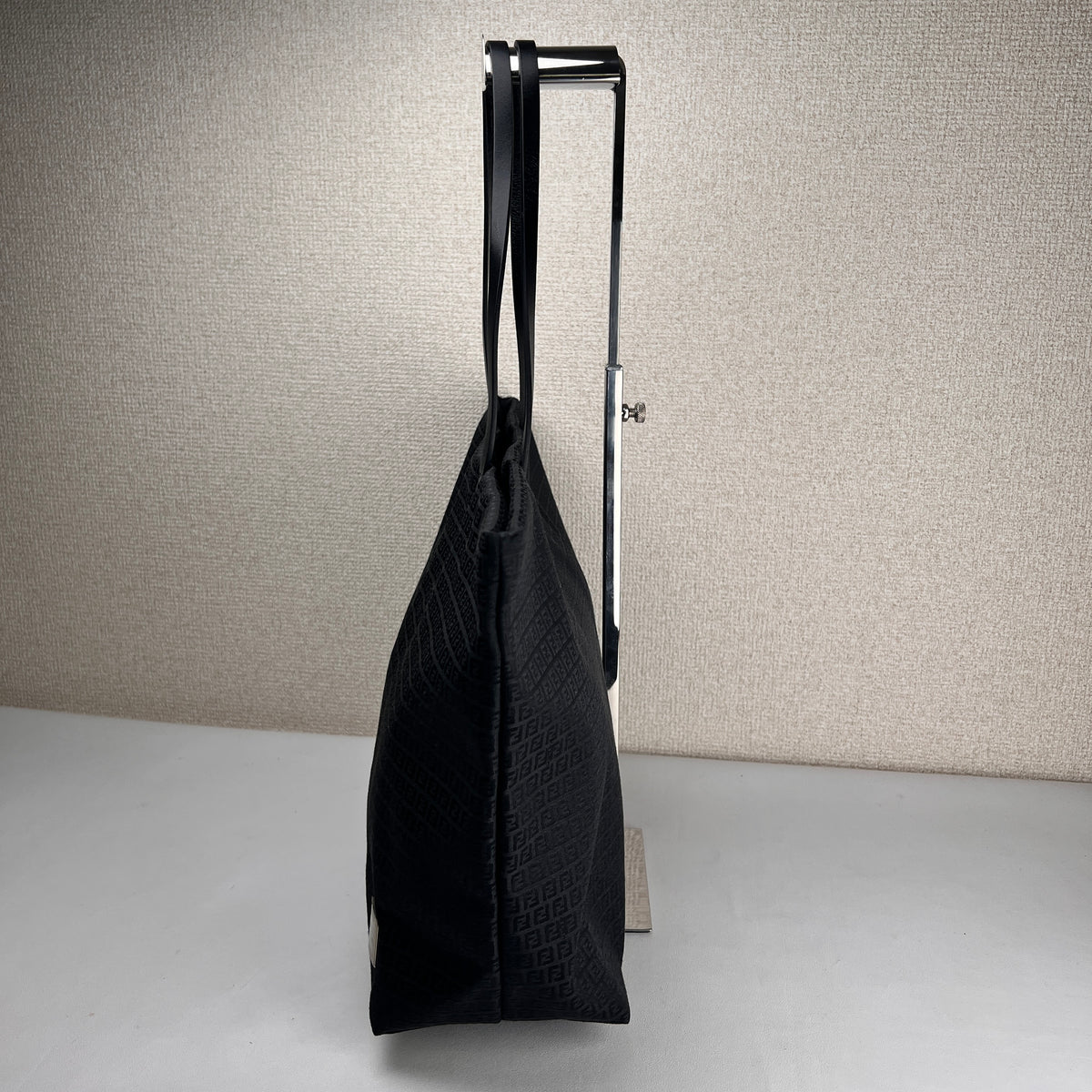 Fendi Black Tote Bags A-19254