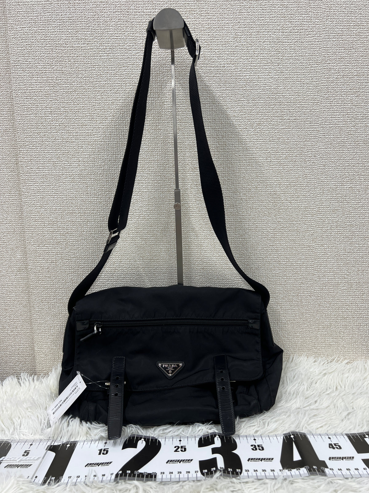 Prada Black Shoulder Bags A-19258