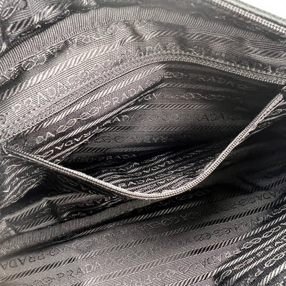 Prada Black Handle Bags A-19259