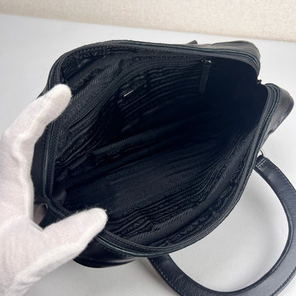 Prada Black Handle Bags A-19259
