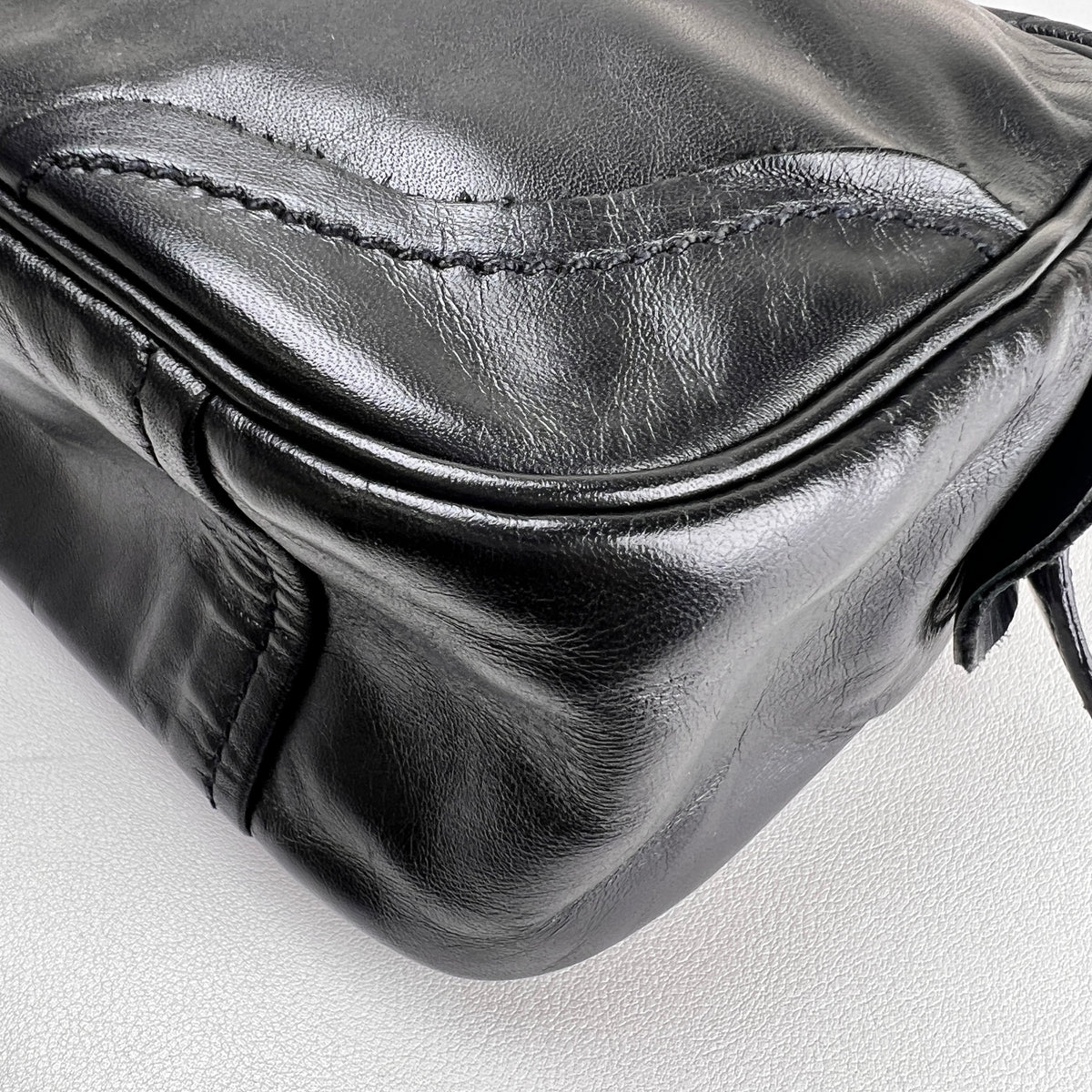 Prada Black Handle Bags A-19259