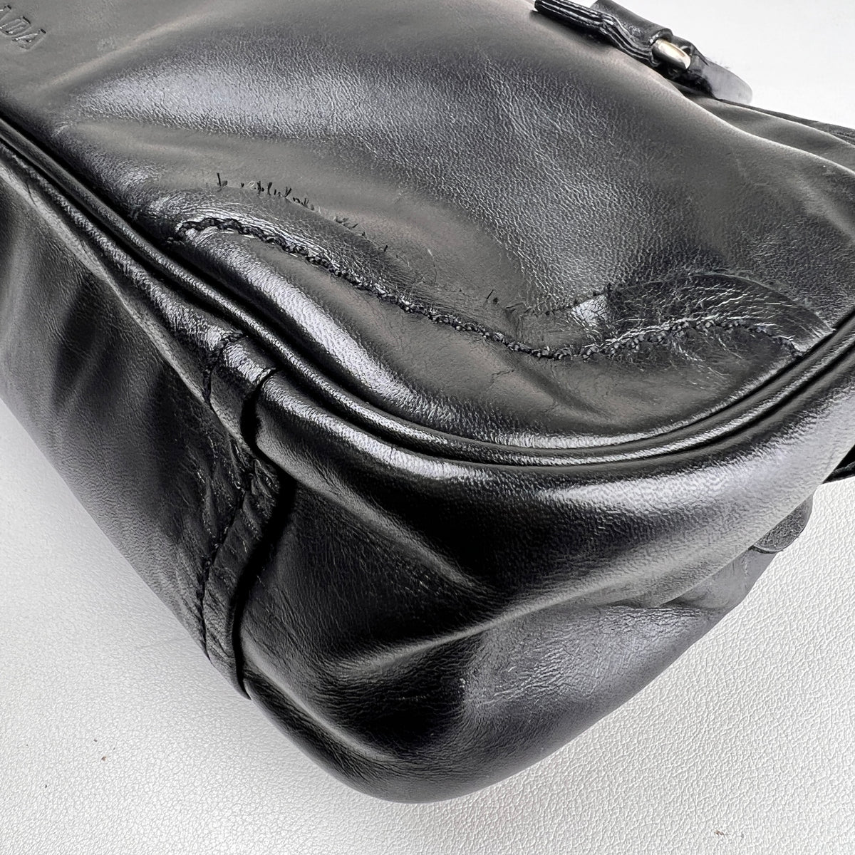 Prada Black Handle Bags A-19259