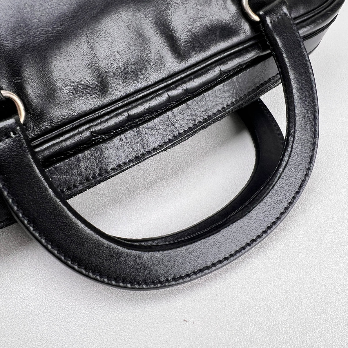 Prada Black Handle Bags A-19259