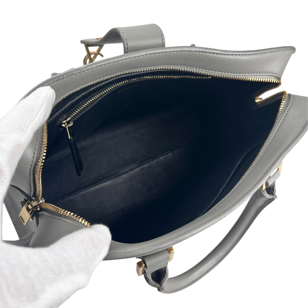 Saint Laurent Gray Handle Bags A-19263