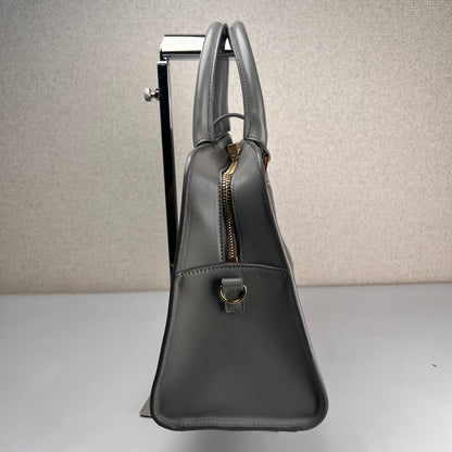 Saint Laurent Gray Handle Bags A-19263