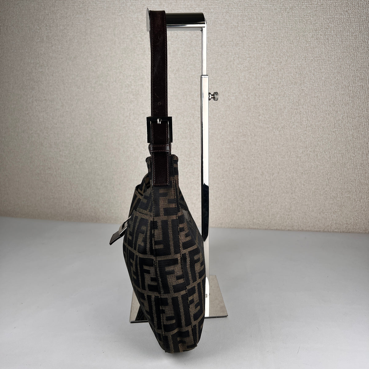 Fendi Brown Shoulder Bags A-19265