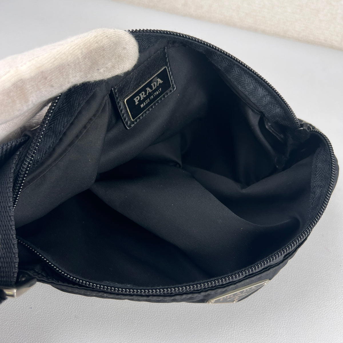 Prada Black Shoulder Bags A-19268