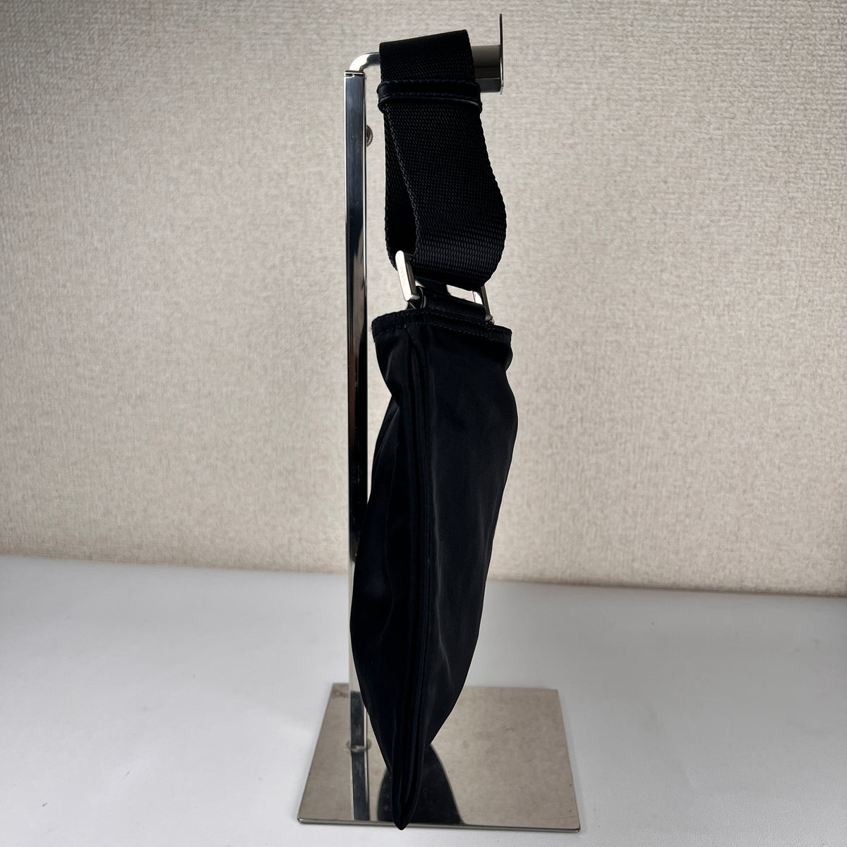 Prada Black Shoulder Bags A-19268